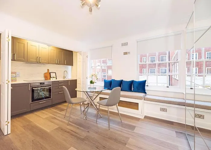 Sg, Boutique Mayfair Central London Apartment